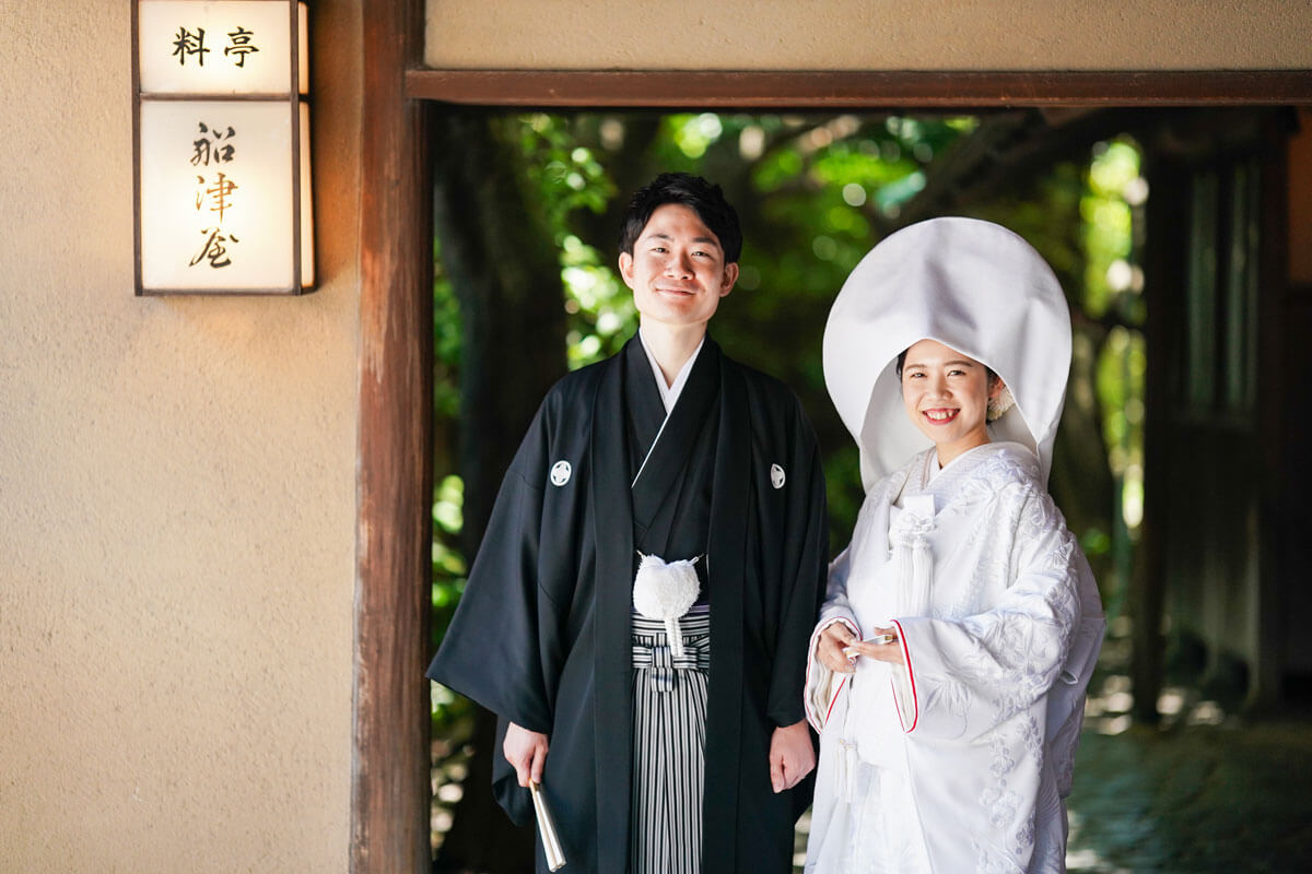 館内で神前式