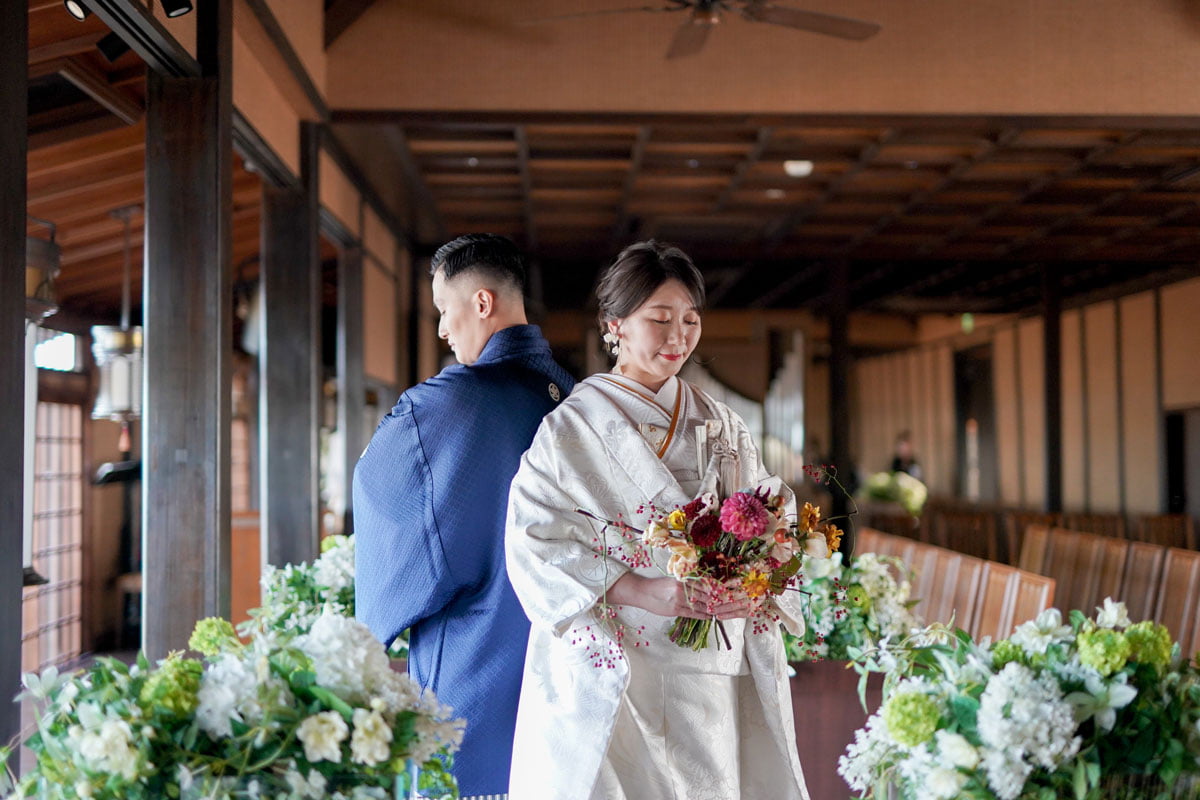 〈冬婚〉和装×紅葉 みんなで楽しむ結婚式の2枚目写真