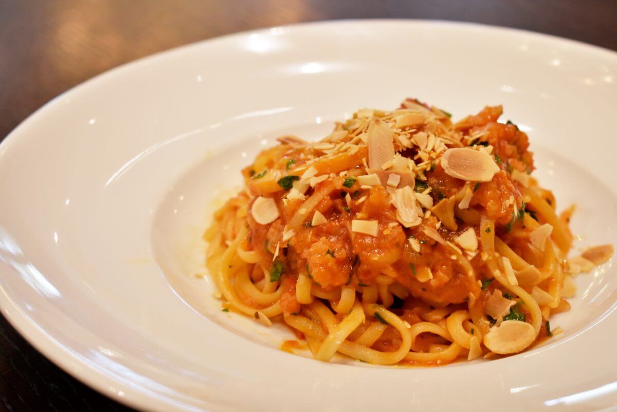 メゼッタロースト赤ピーマンのリングイネのレシピ